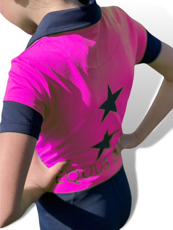 Bright pink and navy blue sports jersey with star designs for kids’ activities